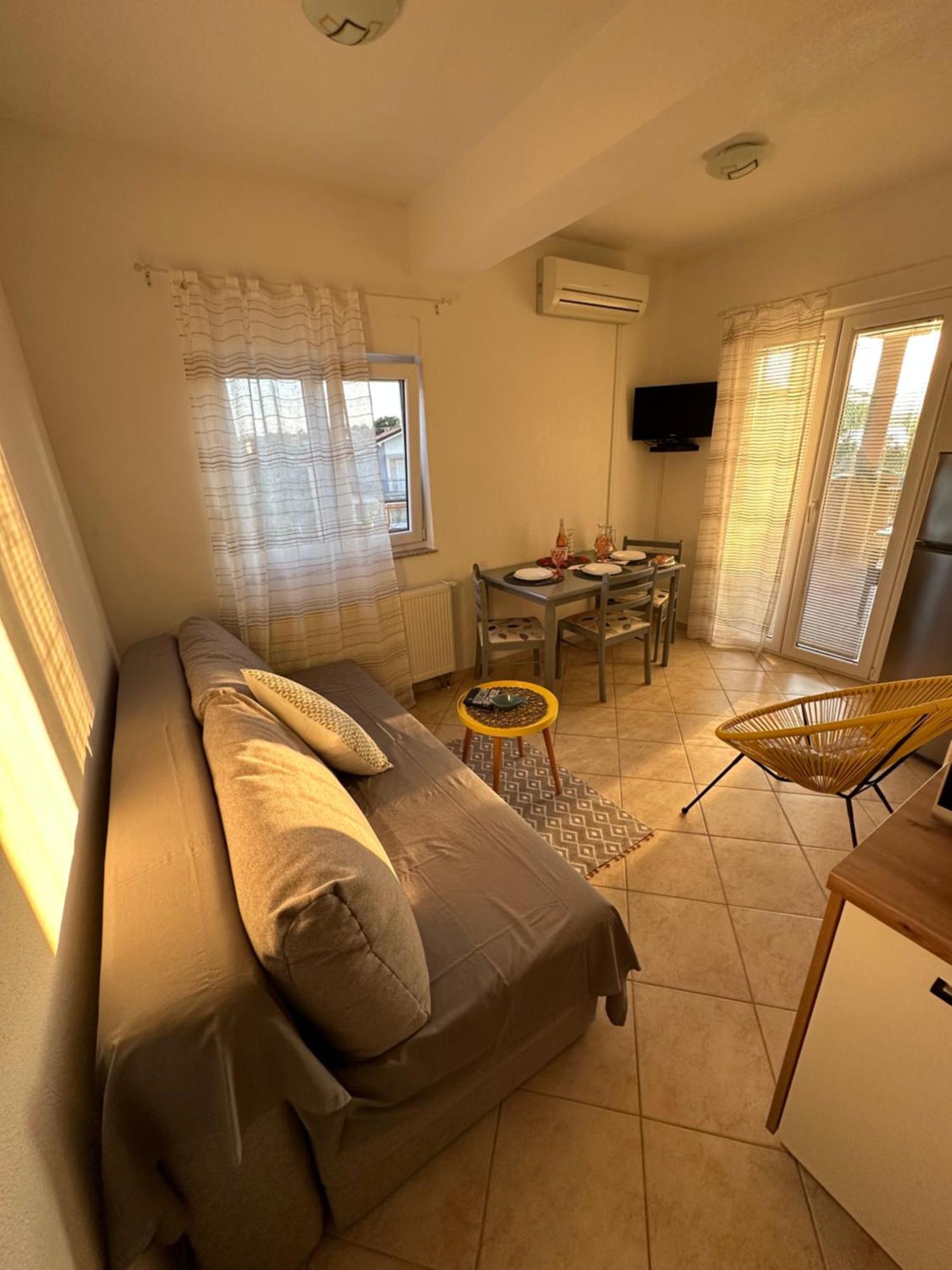Marela Apartments Drage Bagian luar foto